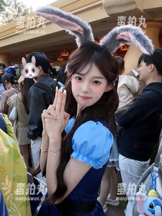 51吃瓜 再过一会儿就试试从这个传送门进51吃瓜,顺便吃点什么消遣一下。