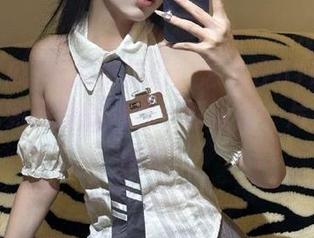 吃瓜小技巧：怎么在51吃瓜网页上找到最辣的八卦，评论区一片热烈的围攻！