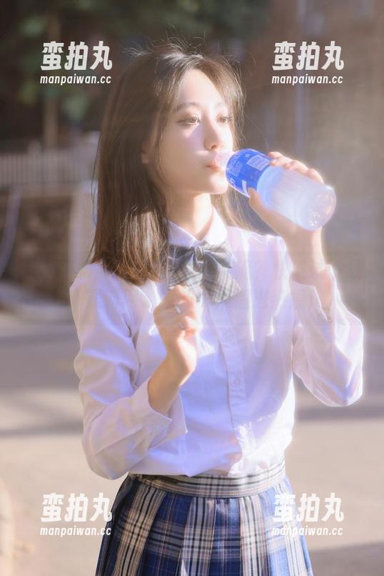 想跟上八卦潮流？快试试下载51黑料网，嗖的一声溜进热搜！