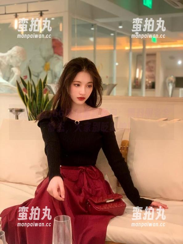 66吃瓜 66吃瓜最新风向:黑料服务全常态,大家别眨眼呐!