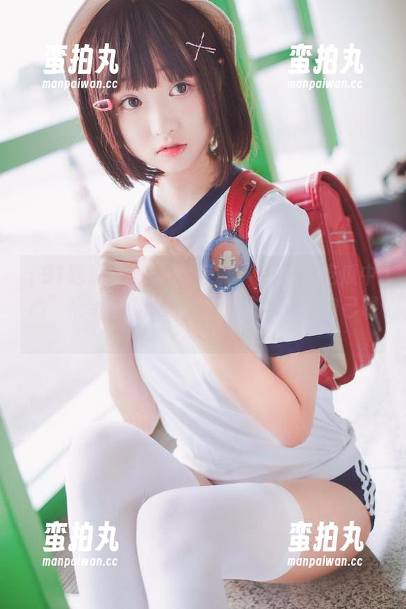 91吃瓜中心 iOS专属!在“91吃瓜中心”畅享吃瓜的同时,别忘了馋上自己哦~