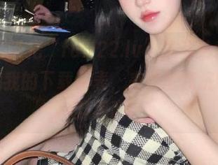 谁把“fuli22.lv”推荐给我的，快猛戳我的下载列表，来唤醒我沉睡的八卦细胞！