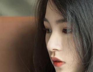 在“zztt21”链接里沉迷，甚至快要怀疑自己是不是在追剧！