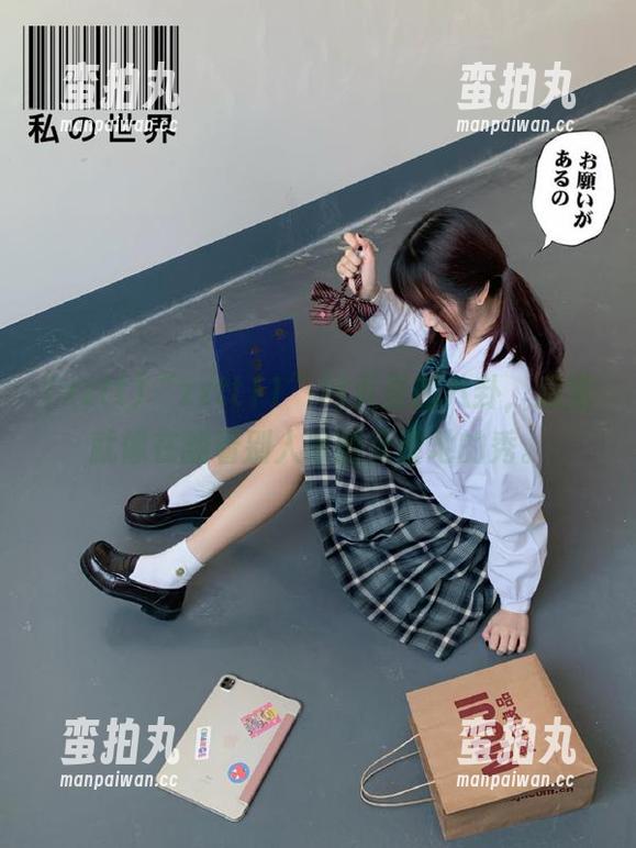 “zztt11”网页里的八卦，感觉就像在翻看别人家翻天覆地的秀。