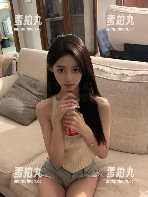 今日吃瓜 今天继续吃瓜,今日吃瓜官网网红福利又调皮了,眼睛可能要忙不过来了