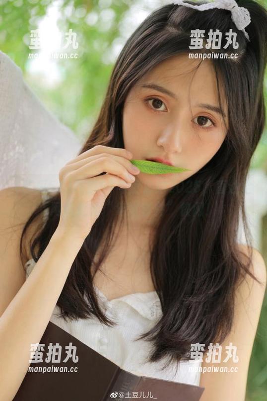 吃瓜51 吃瓜51年度总结2025,直达全网最扯的“年度事件”快闪!