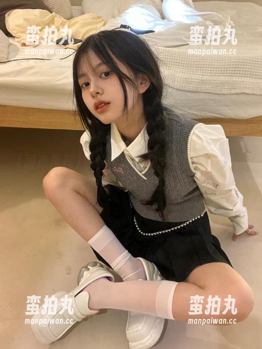 国产黑料 姐妹们,快来下载国产黑料,今天的瓜好像特别多哦!