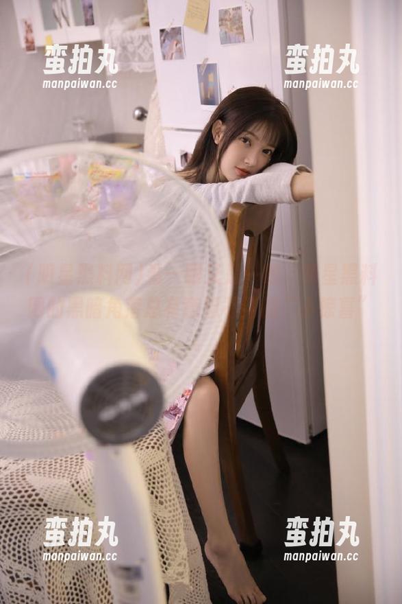 看一眼又是一眼，明星黑料网的黑暗角落总有意想不到的“小惊喜”。