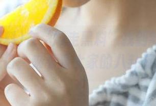 在‘爆走黑料’找到新登场的沉迷入口，来看看大家的八卦反应吧！