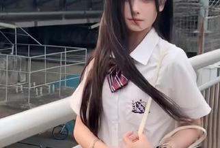 网曝吃瓜主播抱怨低迷流量，心里默念：只要我永恒不灭，流量自然永久！