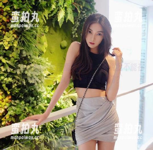 黑料91 免费搜索黑料91,谁说我不能在饭间看点小料,顺便解解闷?