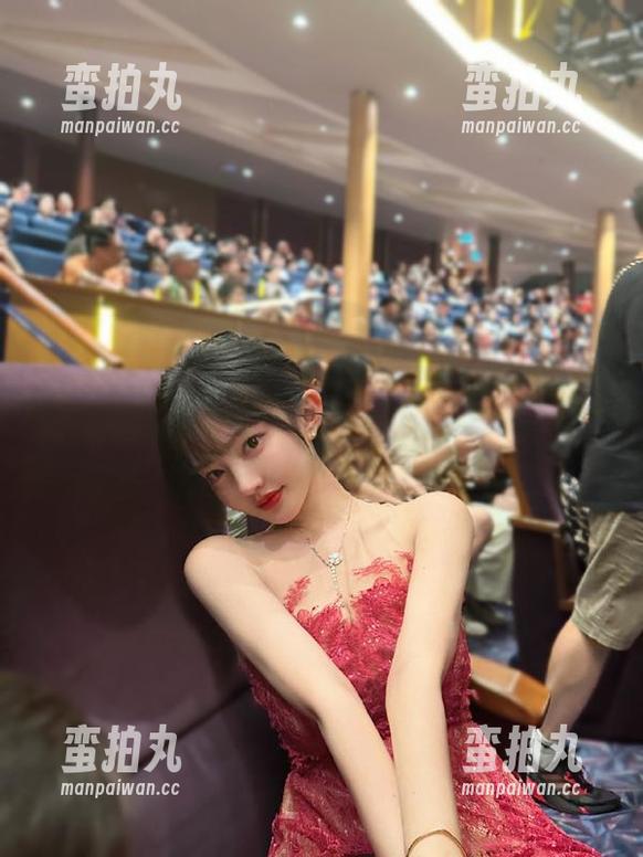 又一出精彩剧，51黑料不打烊苹果版的每日热门不甘沉寂～
