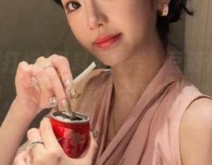 黑料不打烊，豆瓣传送门开启，来一场脑洞大开的冲击！