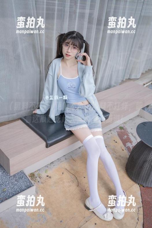 黑料不打烊 更新不停,黑料不打烊,眼看这瓜越吃越大,心里美滋滋!