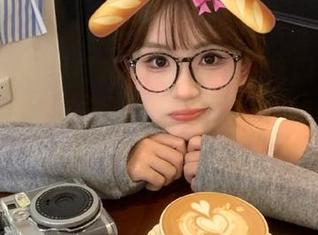 听说“黑料吃瓜不打烊”网站的瓜都是直击心灵，味道如何好想尝尝啊！