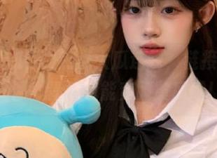 热点大瓜连线，链接黑料吃瓜网，青瓜也能变腌黄瓜哦！