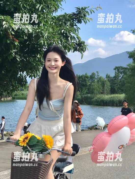 '黑料正能量'这一手收费操作，真是让我忍不住多想！