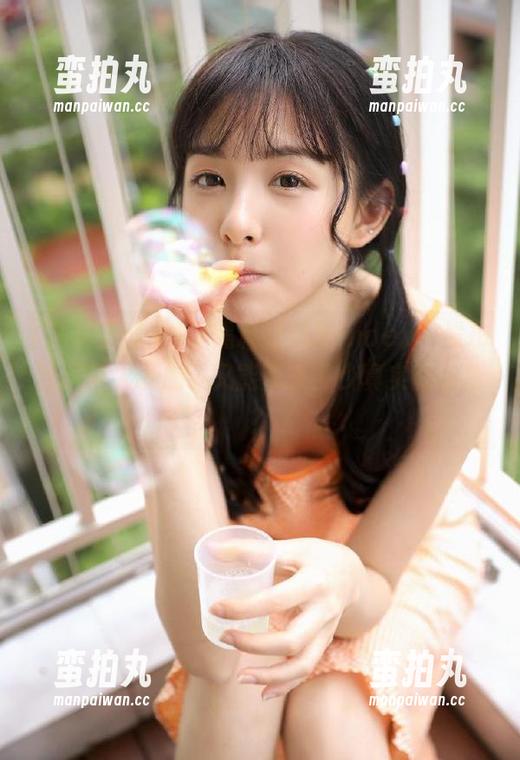 “黑料正能量index”发布的瓜，人设崩了又能带来多少真实的角度？