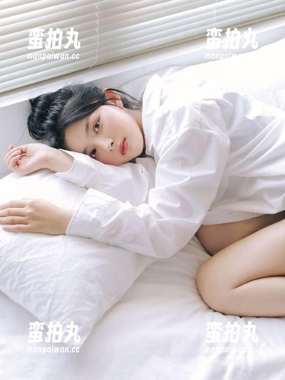 51黑料社发布：小众剧的精彩瞬间，角落里竟上演了情感纠纷？