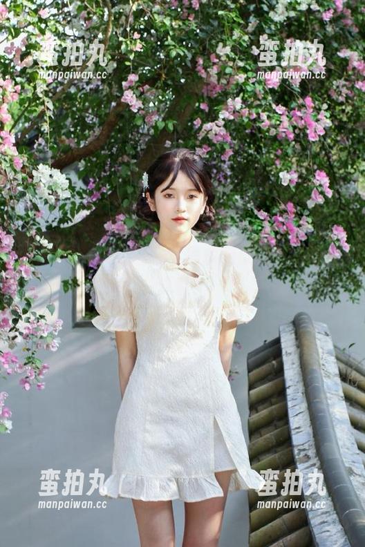 一键在线，黑料网瓜田里打滚，真香！