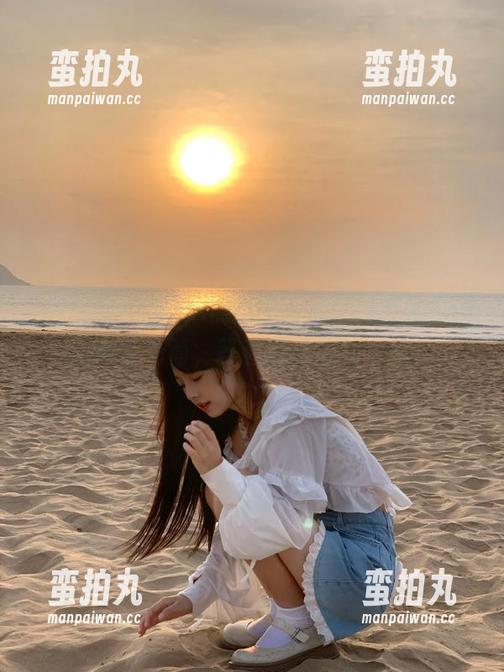 www.黑料网下载，简直就是网络的万花筒，等着你去旋转一番！